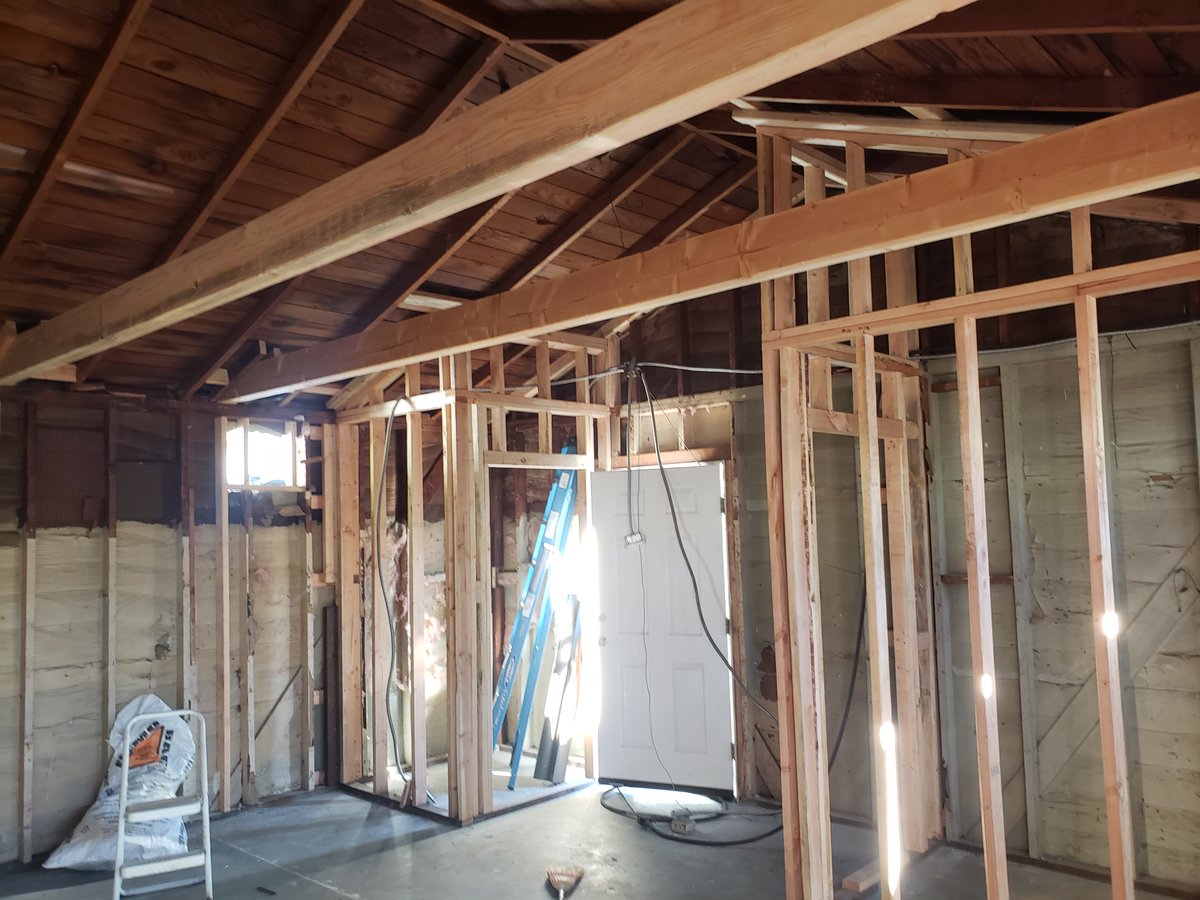 Also in 2024, we moved into a new home, and I finally got to design and build the studio I’ve been dreaming about in my backyard.
The best part of it all was to see my daughter, Ravelle, grow and learn.

Grateful for all that last year brought and excited for what’s next in 2025!