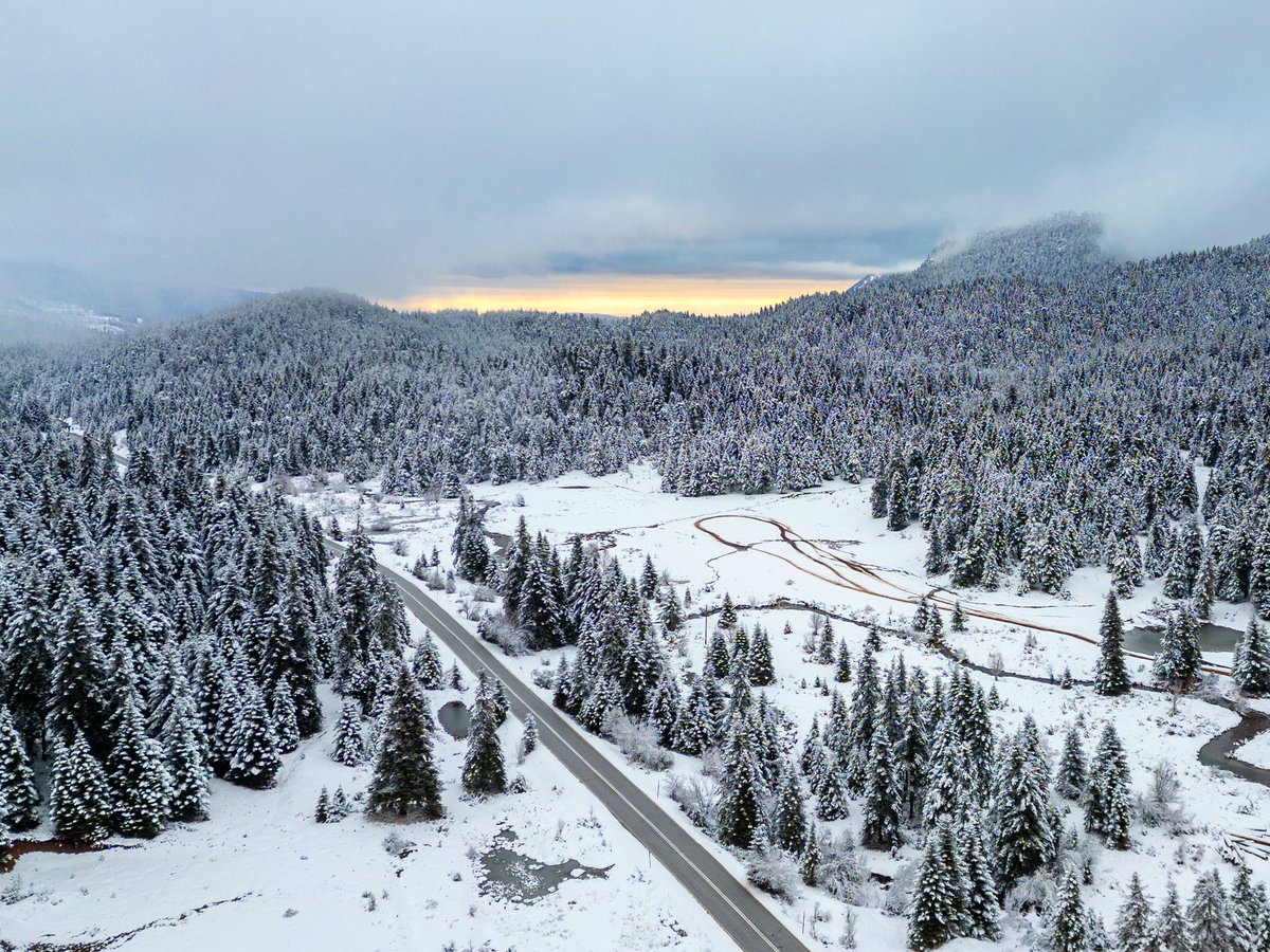 Chlouk's tweet image. Greece Winter Scenery #greece #winter #pertouli