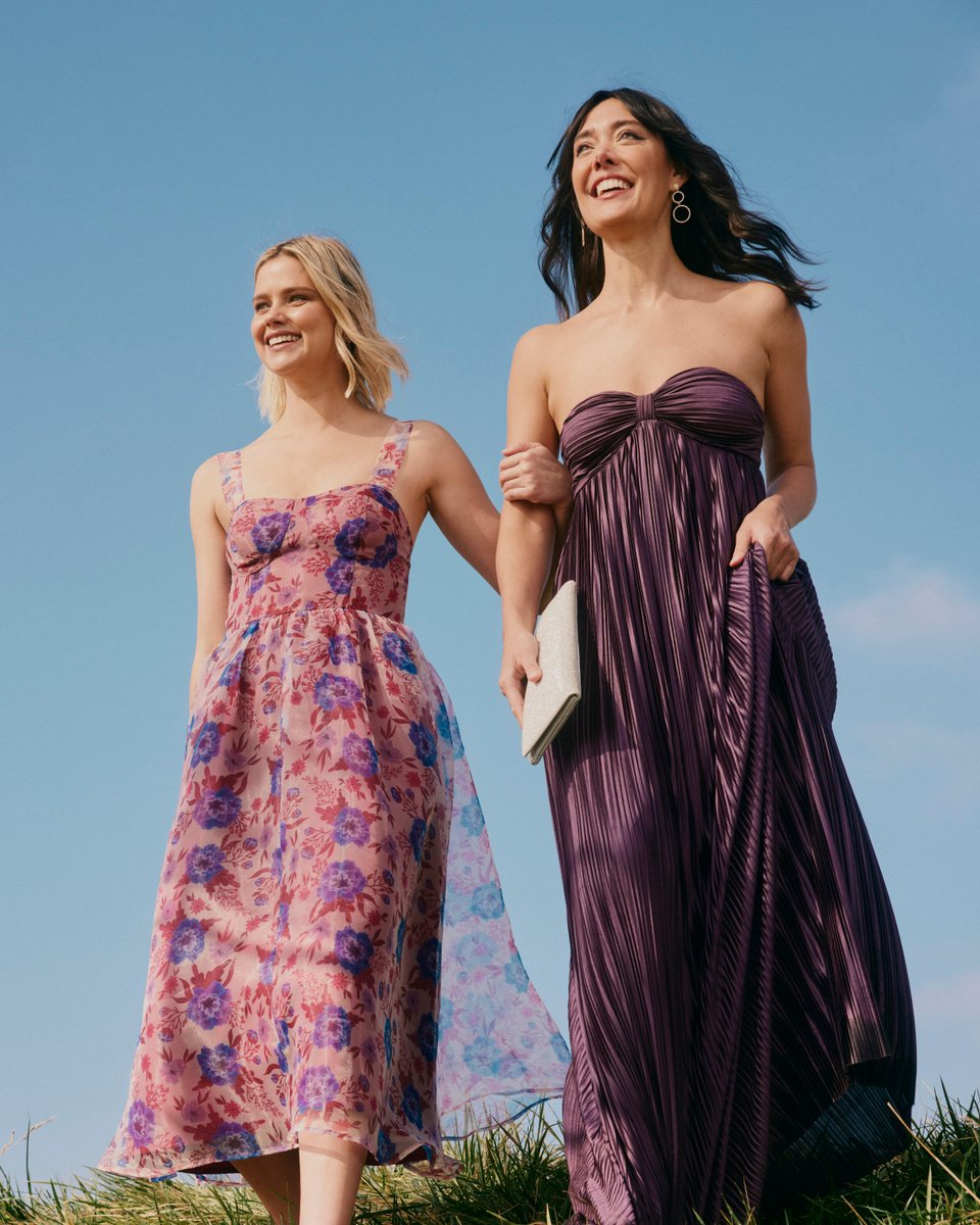 lulusdotcom's tweet image. can you guess our favorite color trend this wedding season? 💋 shop spring bridal, bridesmaid, and wedding guest at lulus.com/bridal 🌷

#lovelulus #lulusweddings #weddingguestdress #weddingguest #bridesmaiddress
