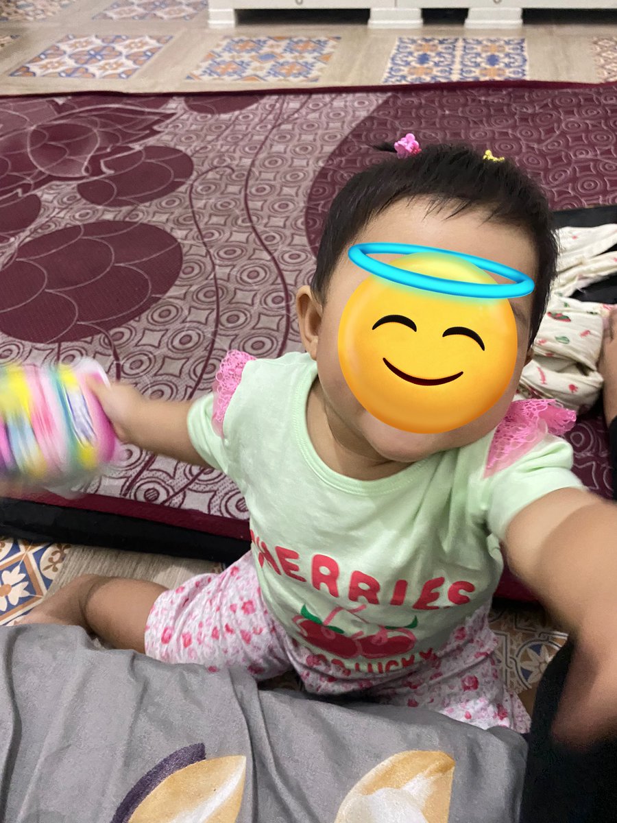 canissajune's tweet photo. @convomf Otw galeri cek jenis-jenis baju anak yang aku punya, ternyata aku masuk golongan mamak2 “norak” itu 🤣🤣 https://t.co/NztZPuoakk
