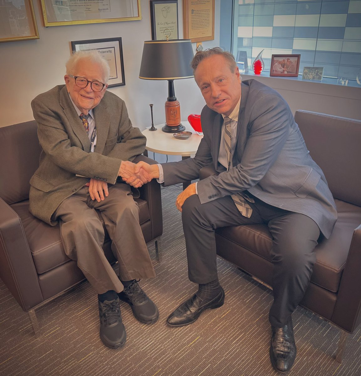 With my mentor Dr. Eugene Braunwald celebrating our decades of work together

The 80s, 90s, 00s 10s, &amp; 20s have been a great ride 

He taught me most of what I know about science, trials, &amp; people

I owe so much to him as do so many others

Thank you for all you do 🙏

#cmgsees