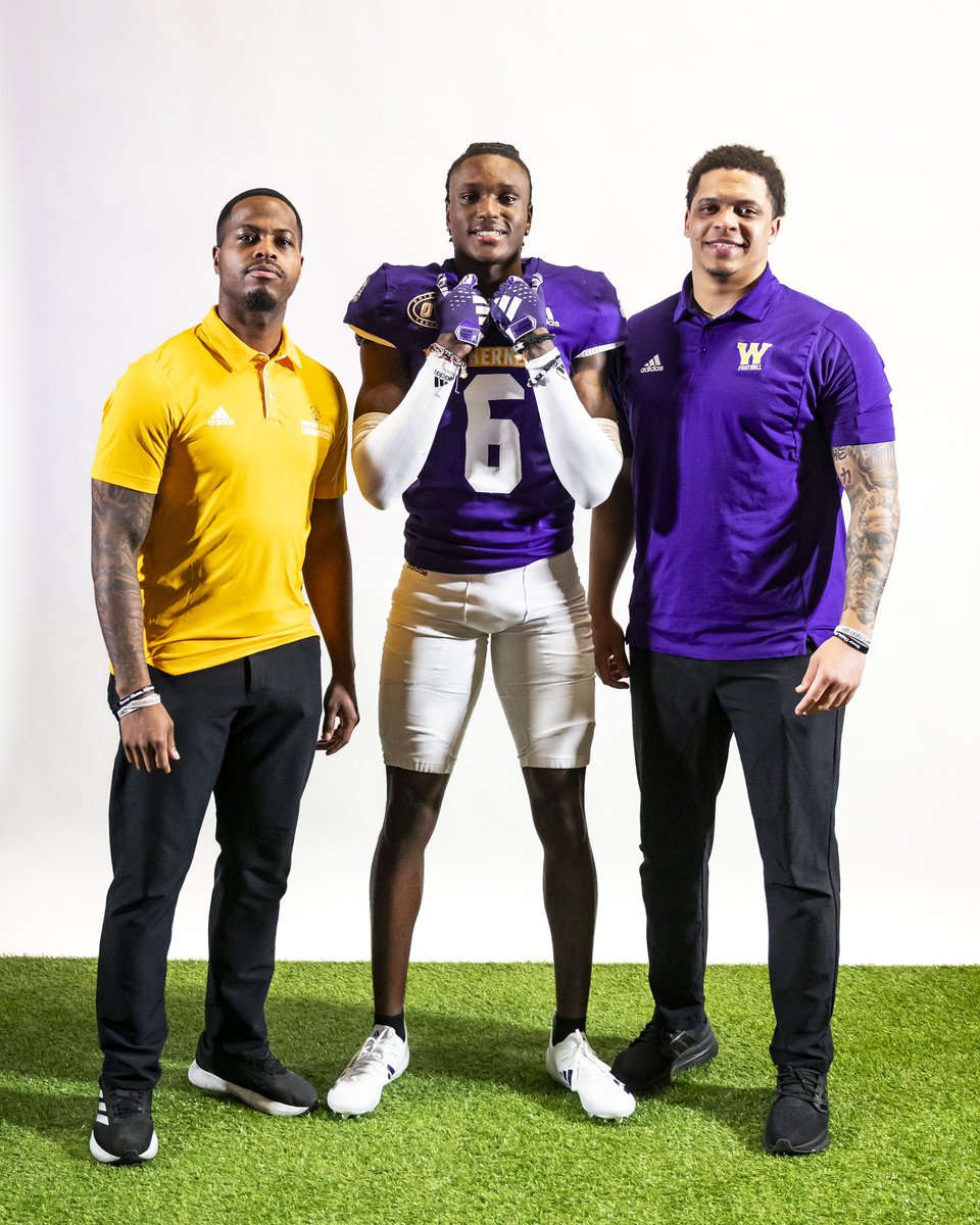 DyllanJones_'s tweet photo. Had a great OV last weekend @WIUFootball @CoachJoeDavis @CoachWalkerIV https://t.co/O8dR3hpGNQ
