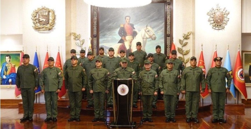 ZulayAguirre's tweet photo. Padrino López rechaza llamados al fratricidio desde la extrema derecha venezolana https://t.co/Ay0kiWlDL8 https://t.co/ma1OVrDNOP
