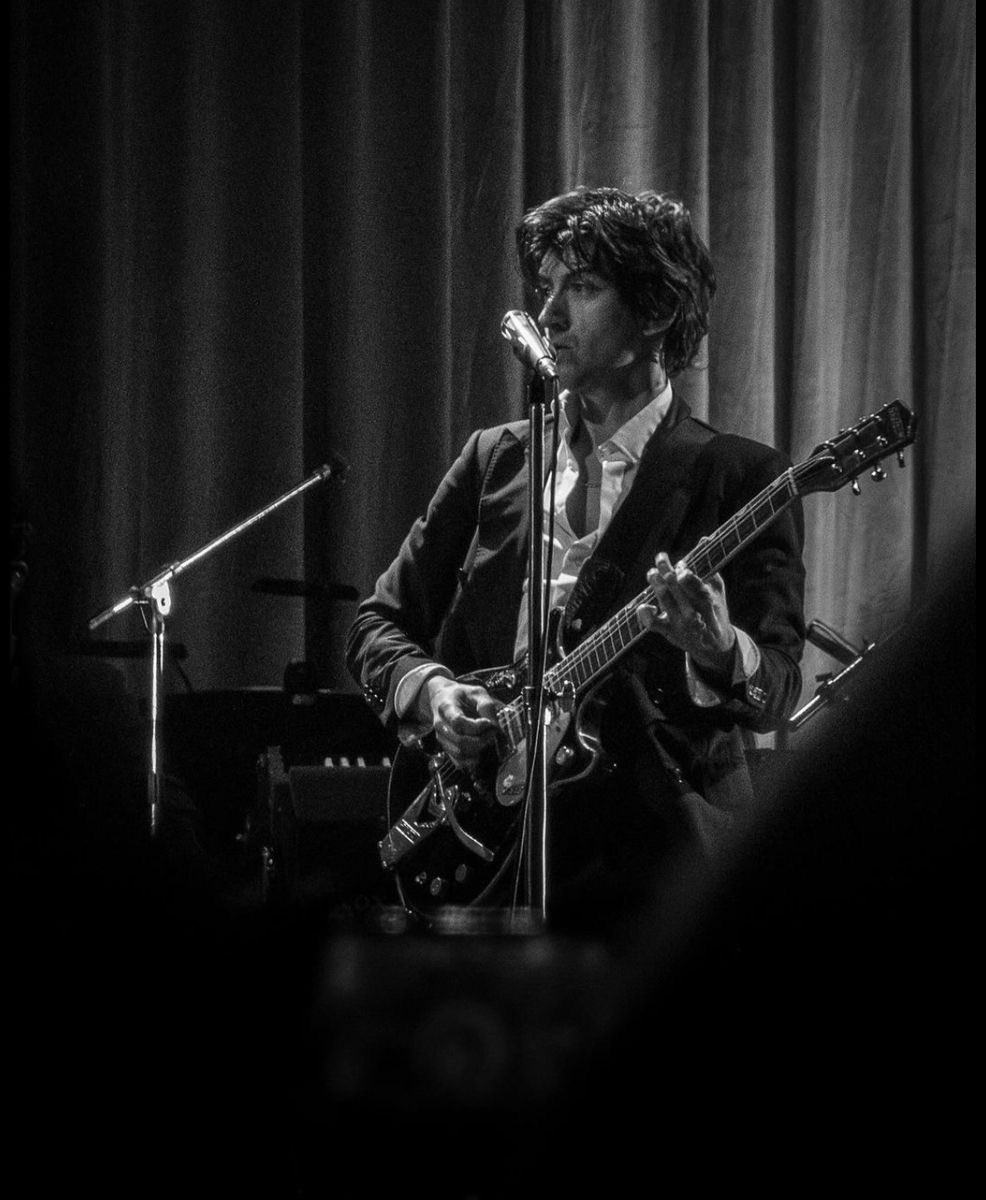 eyctevinyl's tweet image. happy 39th birthday to one of the best singers and songwriters of our generation, alex turner