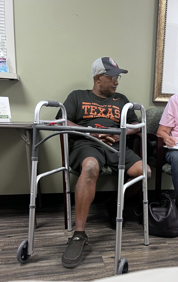 cantguardhass's tweet photo. @LoewyLawFirm @TexasFootball My favorite Memory is going to Texas games with my father. He just finished his bone marrow transplant at the end of 2024 and hasn’t been able to go, and I would love to take him to the biggest game in recent memory for Texas if his doctors would allow it! 🤘🏽 https://t.co/rbgpteFe7X
