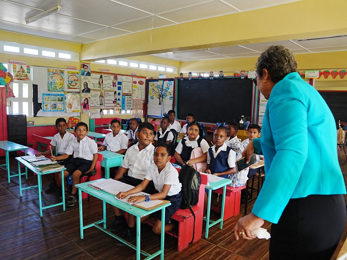 EducationGuyana's tweet image. School is in session at the La Bonne Intention Primary School. 
#BackToSchool #TermTwo #EasterTerm