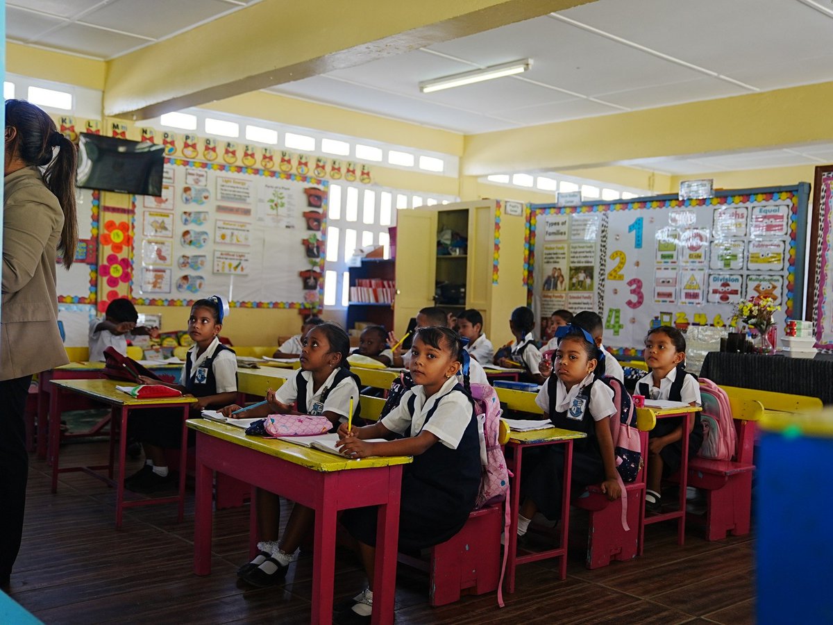 EducationGuyana's tweet image. School is in session at the La Bonne Intention Primary School. 
#BackToSchool #TermTwo #EasterTerm