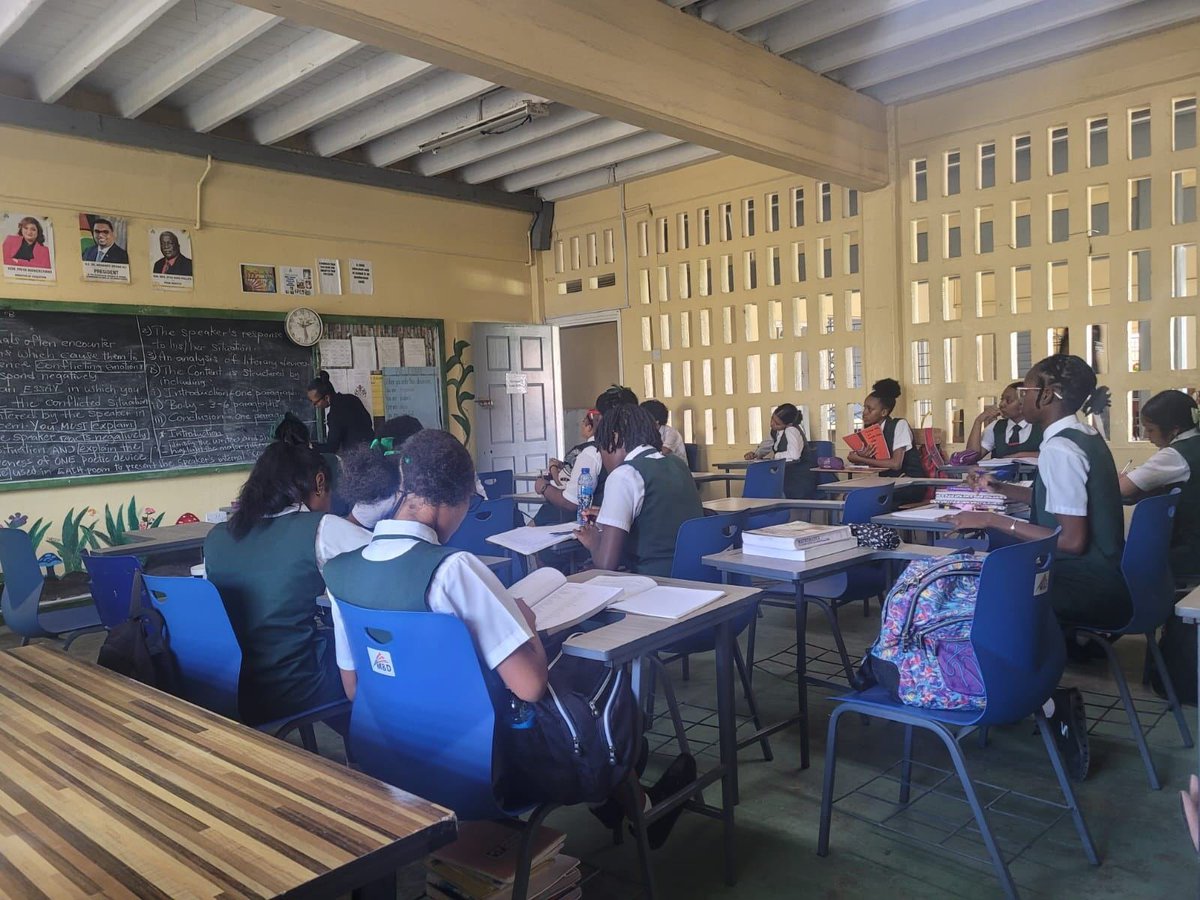 EducationGuyana's tweet image. West Demerara Secondary School.
#BackToSchool #TermTwo #EasterTerm