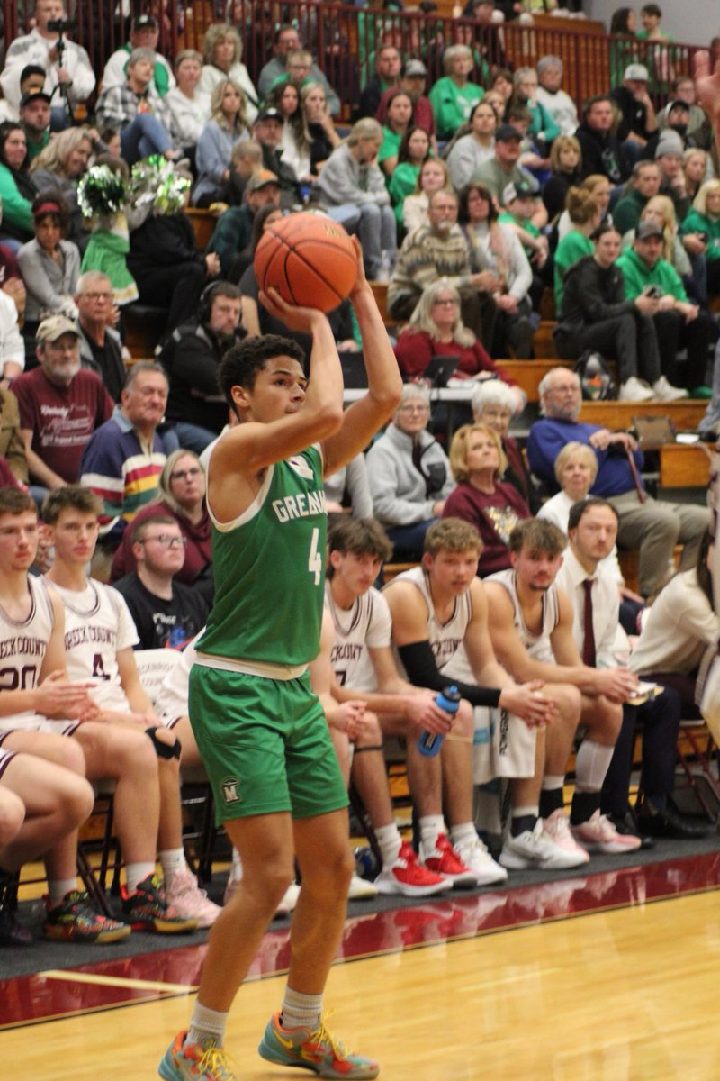 m.youtube.com/watch?v=17N0Sa… 

Clips from this season so far 🏀

Class of - 2027 
Height - 6’0
GPA - 4.17 

<a href="/Meadebball/">Meade County Basketball</a> <a href="/BballCrazy/">BballCrazy®</a> <a href="/SportsConnectKY/">Sports Connect Media</a>