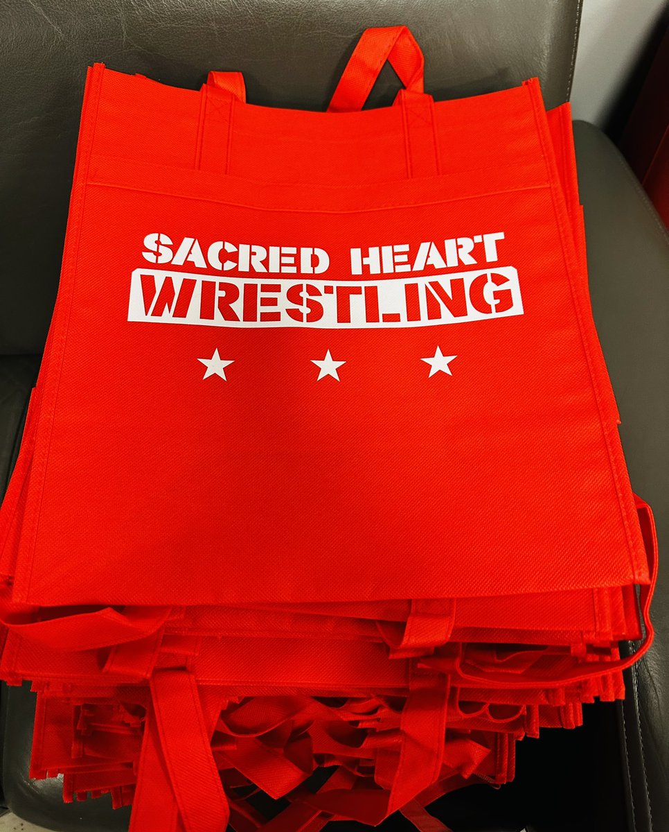 Thank you for the generous gift (100 bags) from one of parents on the team!

These bags will come in handy for the team during our trips to the grocery store when we travel to our competitions!