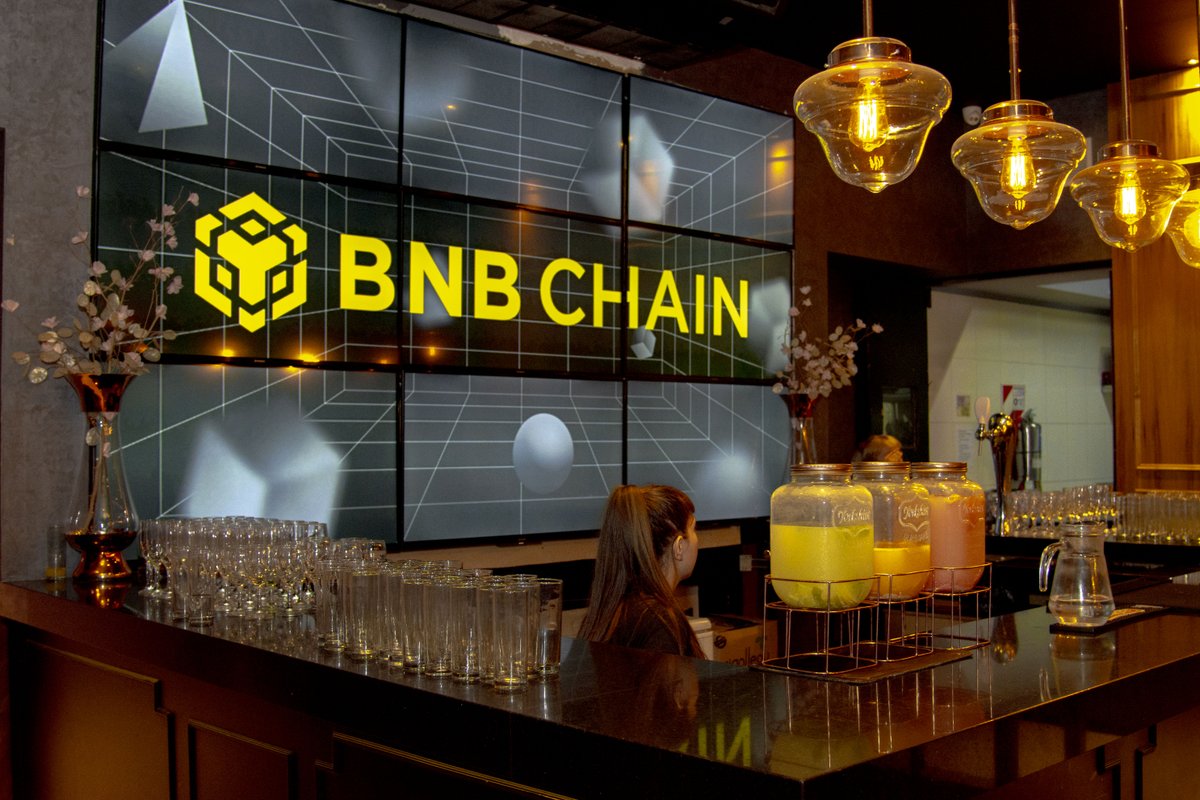 BNBCHAIN's tweet image. Last week, we had an amazing time in Buenos Aires! 🎉

🤩 140+ attendees connected with dozens of local Web3 projects!
🌟 Guests also got to meet leading BNB Chain projects like @PancakeSwap &amp;amp; @VenusProtocol!

Thank you to everyone who joined us and made it so memorable! 🙌