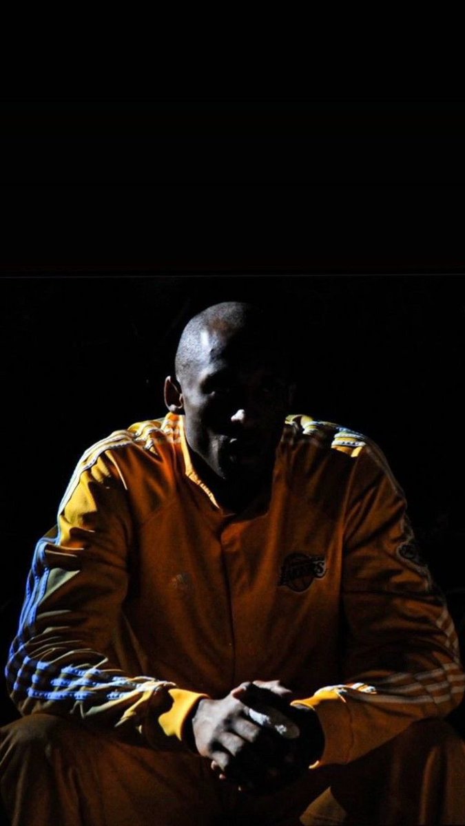 Kobe Bryant tenía una de las mentalidades más ganadoras del deporte

La “Mamba Mentality” ha inspirado a multitud de deportistas 

Y aquí te traigo los 10 MANDAMIENTOS PRINCIPALES 📖

Dentro hilo 🧵👇🏻