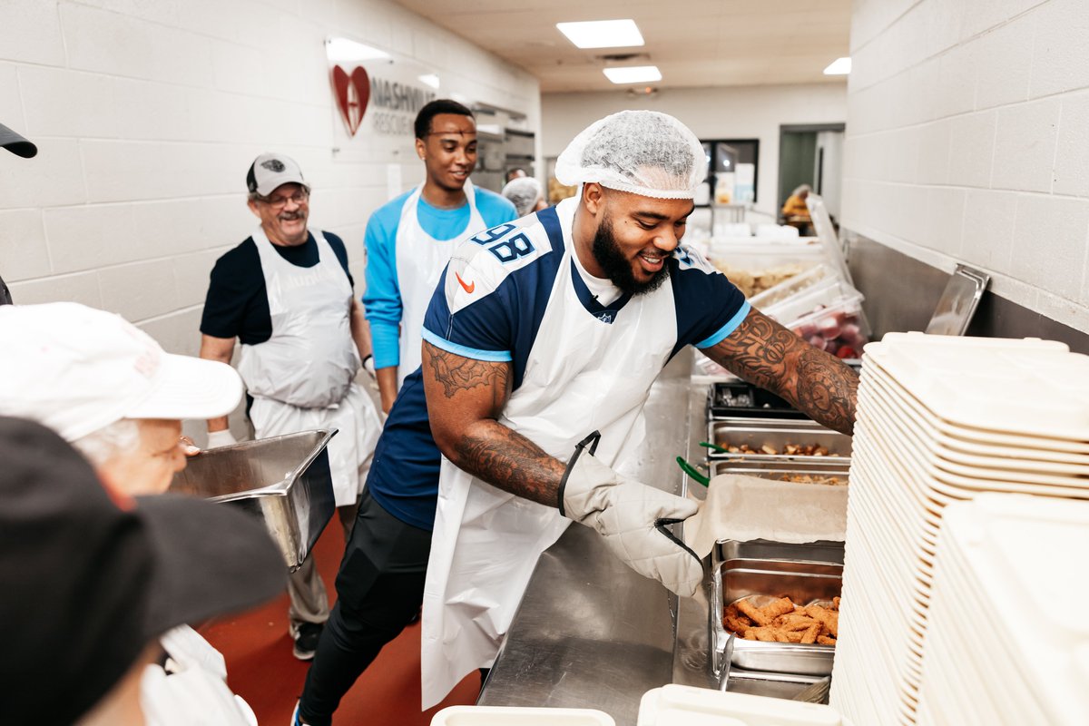 titanscommunity's tweet photo. Last chance to vote for Jeffery Simmons for the Walter Payton Man of the Year Charity Challenge!

Retweet or tweet #WPMOYChallenge x @GrindSimmons94 to vote! https://t.co/P6d3VRj1Fg