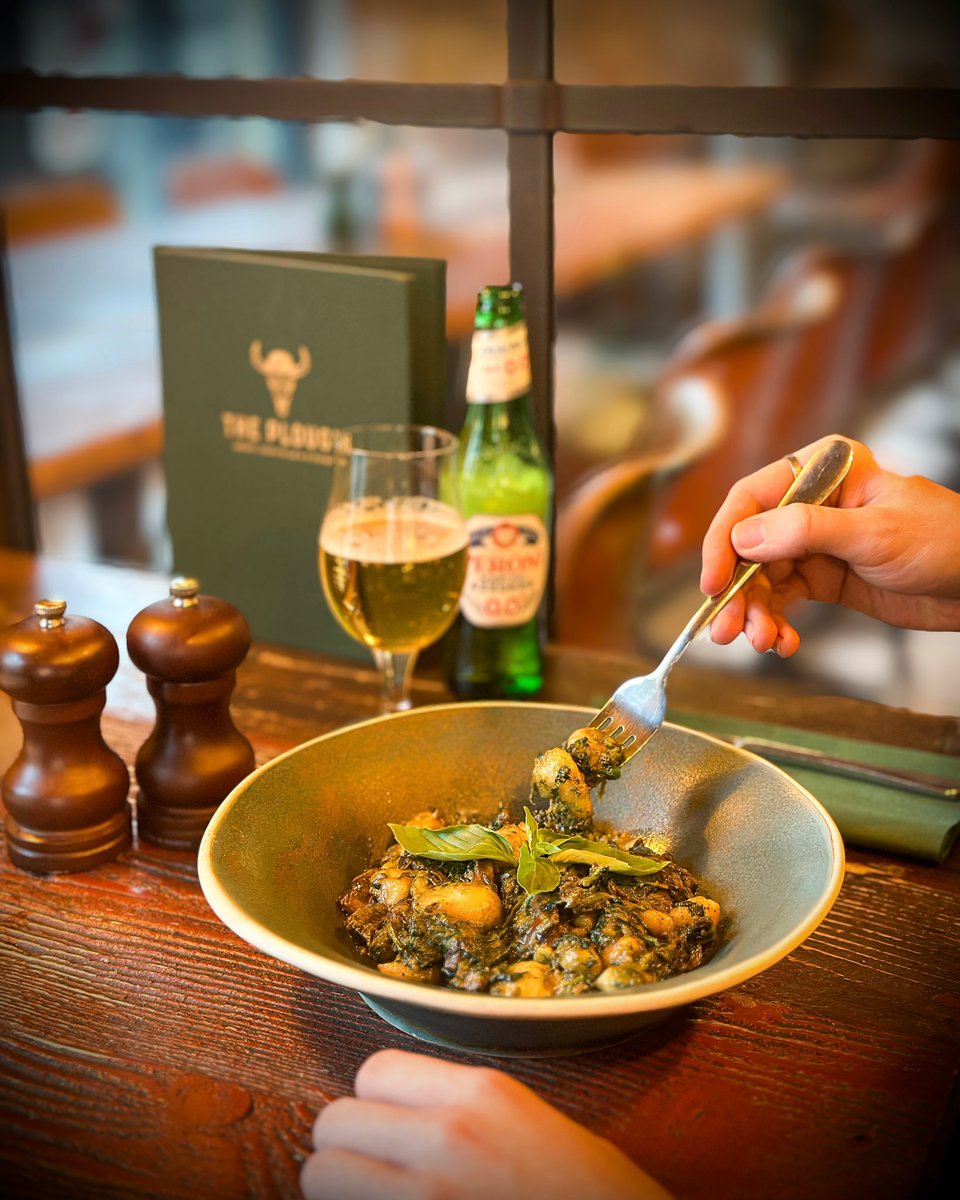 ThePloughSW11's tweet image. New Year, New Flavours! Our set menu is on until 31st of January! Enjoy 3 courses for £22 or 2 courses for £18! 

.

#januaryoffer #setmenu #newyear #newflavors #youngspubs #youngspubspeople #newmenu