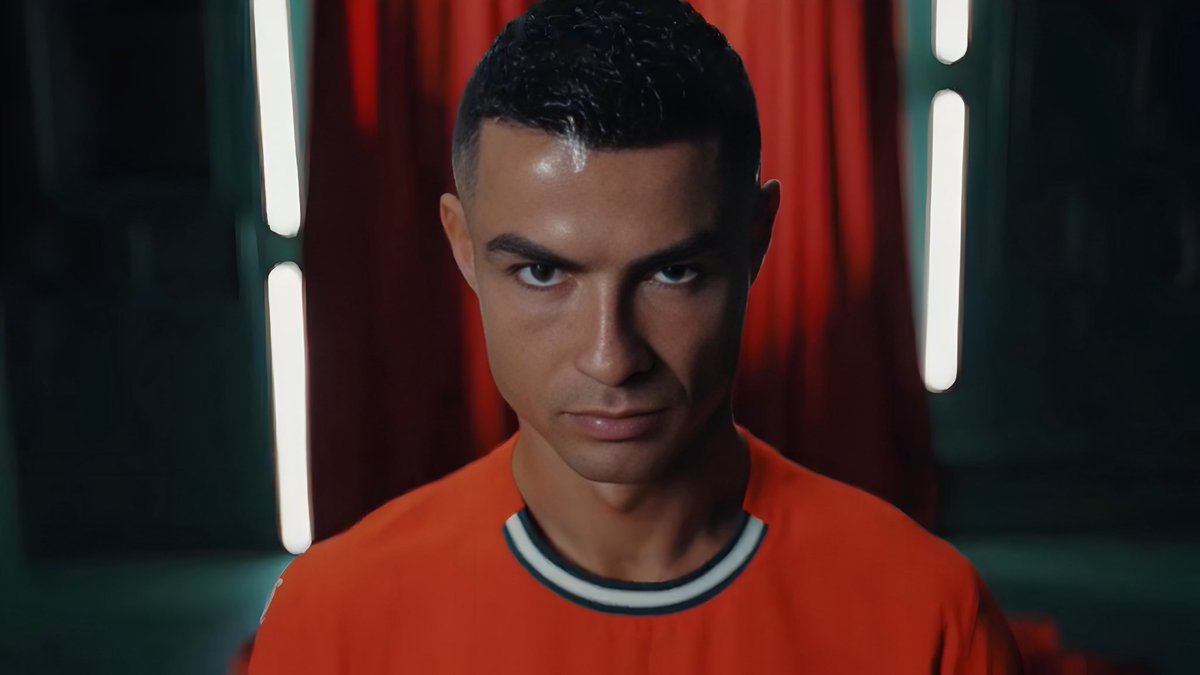 T H E   F A C E    O F    F O O T B A L L

youtu.be/JVj731LkddI?si…