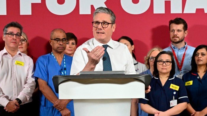 haveigotnews's tweet image. Keir Starmer has accused Elon Musk of "spreading lies and misinformation". Adding: except that bit about Farage being useless