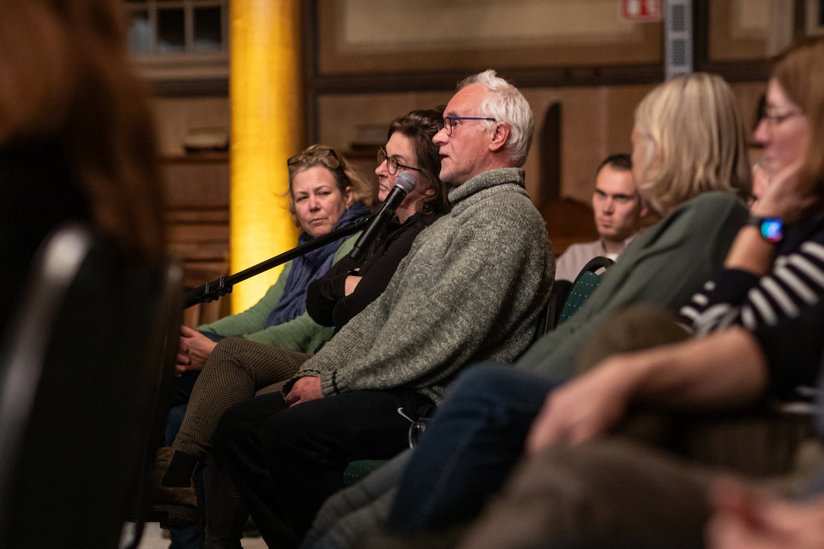 Regio:

20 januari Debat De Vonk: Interview met Kustaw Bessems: Overheidsfalen en de impact op ons allen!
👇
rtvzaanstreek.nl/regio-nieuws

📷Aangeleverd
