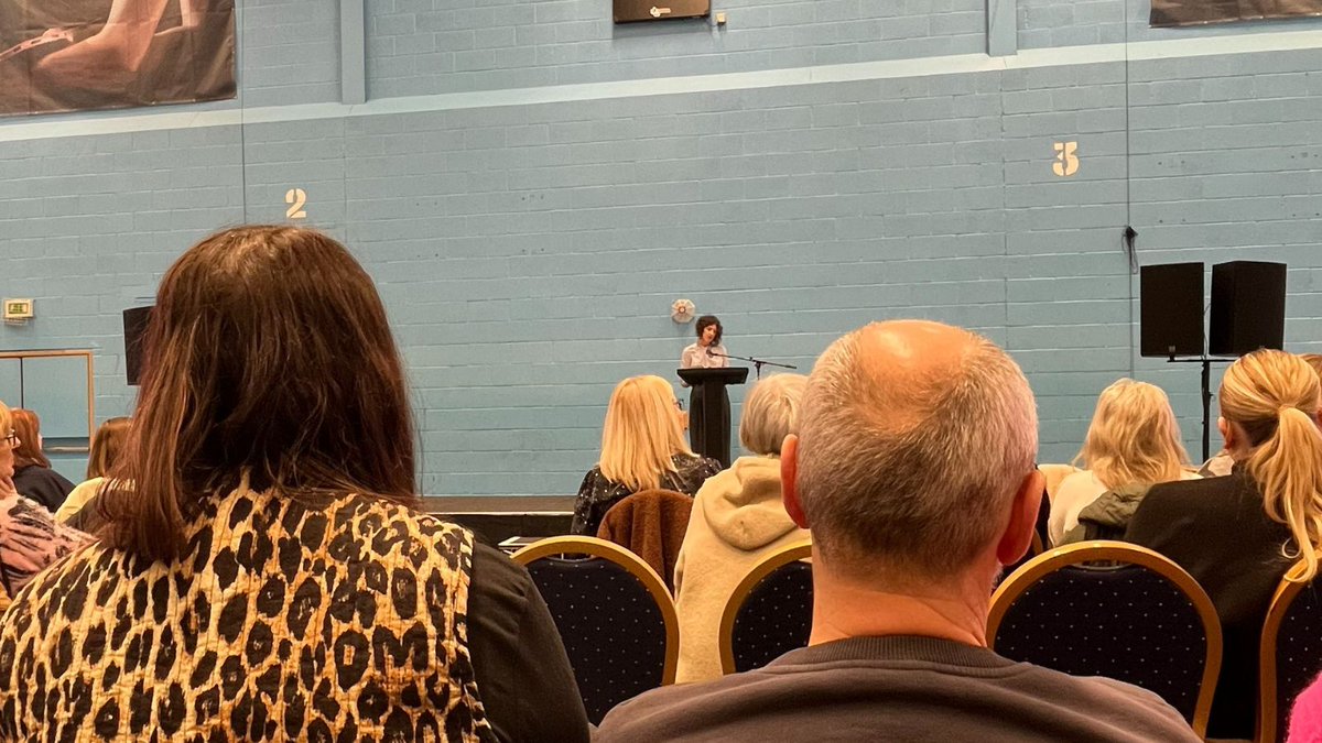 Lionheart Educational Trust (@lhtrustleics) on Twitter photo 🦁 Today, staff from all our #EastMidlands schools united for a Trust-wide training day at <a href="/dmuleicester/">dmuleicester</a>.
🗣 We celebrated 2024’s successes, heard <a href="/LizStokoe/">Elizabeth Stokoe</a>'s speak about the Power of Conversation, explored Artificial Intelligence and enjoyed collaborating with one another! 🦁 Today, staff from all our #EastMidlands schools united for a Trust-wide training day at <a href="/dmuleicester/">dmuleicester</a>.
🗣 We celebrated 2024’s successes, heard <a href="/LizStokoe/">Elizabeth Stokoe</a>'s speak about the Power of Conversation, explored Artificial Intelligence and enjoyed collaborating with one another!
