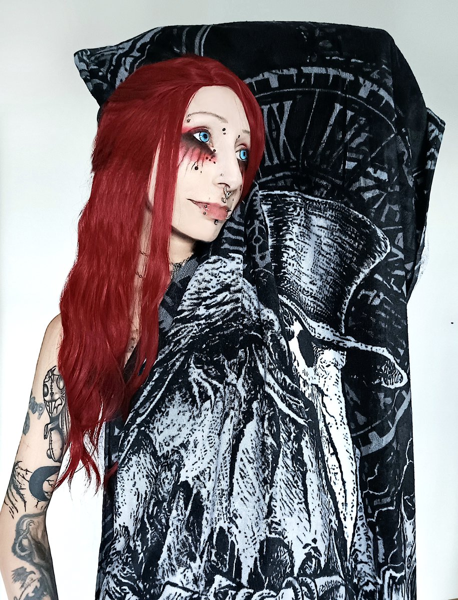 VampireFreaks's tweet photo. We had a problem where we found there weren't enough creepy towels in the world - so we made our Plague Doctor Beach Towel so you can keep it spooky 365 in everyway! ๐ฆ๐ป
๐ท@valentinescorpse
#Goth #Emo #GothHomeDecor #GothTowel #AlternativeLifestyle #VampireFreaks https://t.co/AJCYrGBBig