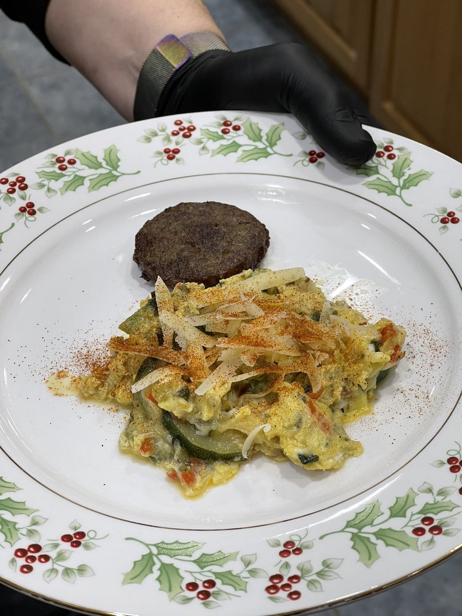 Our gluten-free breakfast of this morning.
.
.
#travel #inn #bnb #bedandbreakfast #hebergement #frühstück #petitdejeuner #glutenfree #glutenfreebreakfast #accomodation #relax #crystalriver #crystalriverflorida #experience #alojamiento #glutenfrei #unterkunft 
 #lullaby