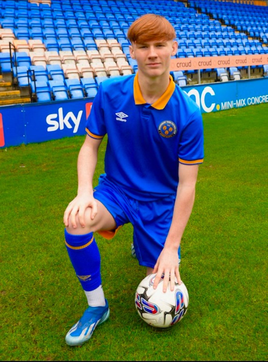 Congratulations to one of our Year 11 pupils who has represented Wales at u14 level in football, playing a match against England before Christmas. In addition, selected for the Wales u16 team and will play a game against Australia schoolboys in January at Cardiff!! Fantastic! 🏴󠁧󠁢󠁷󠁬󠁳󠁿