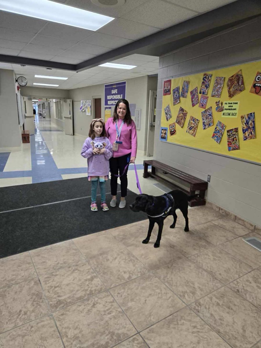 MaggieMaumee's tweet photo. Today was Salsa’s first day at Fairfield! #wearemaumee #pantherpawsprogram @maumee_schools @FairfieldPTO https://t.co/CkKqwmwFP7