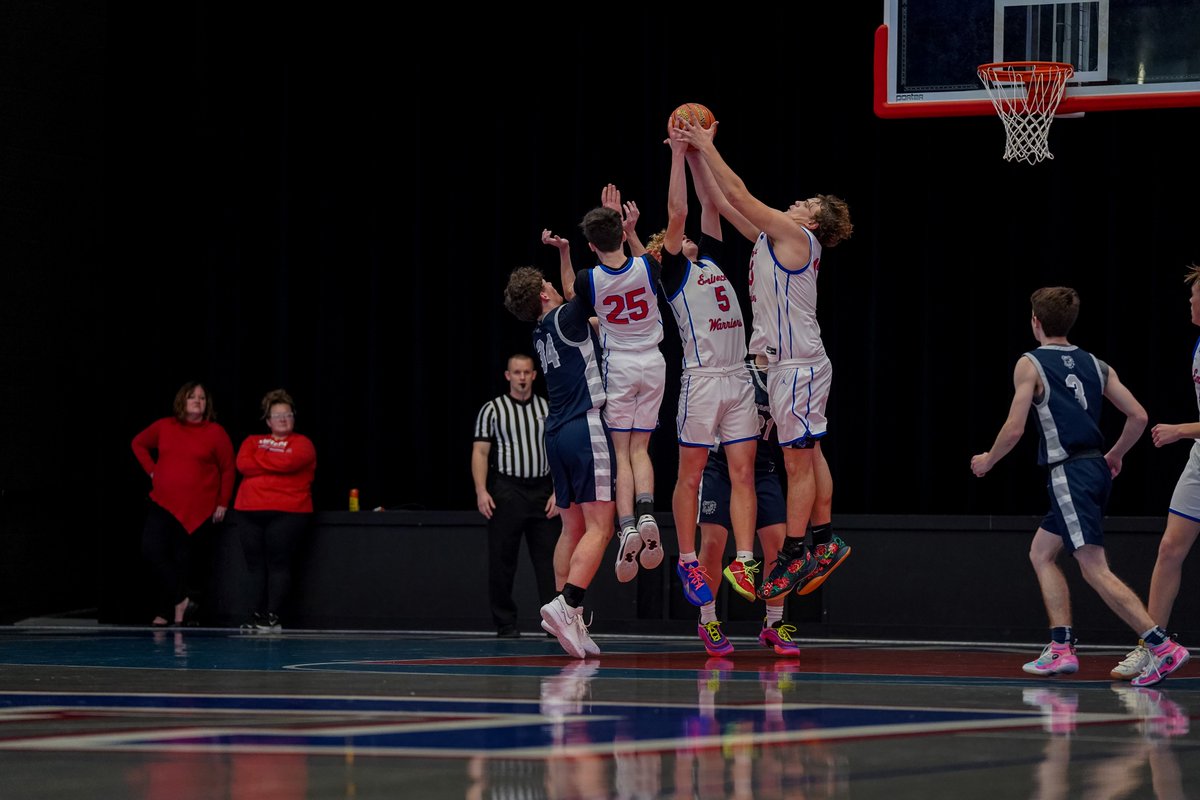 KHSAA Stat Leaders:

The Eminence boys basketball team ranks 23rd among team rebound leaders with 34 boards per game.