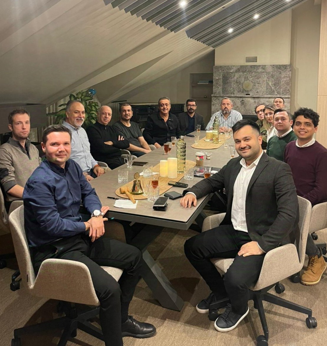 Gelecek ile ilgili kararlar gelecek olanlarla alınır...