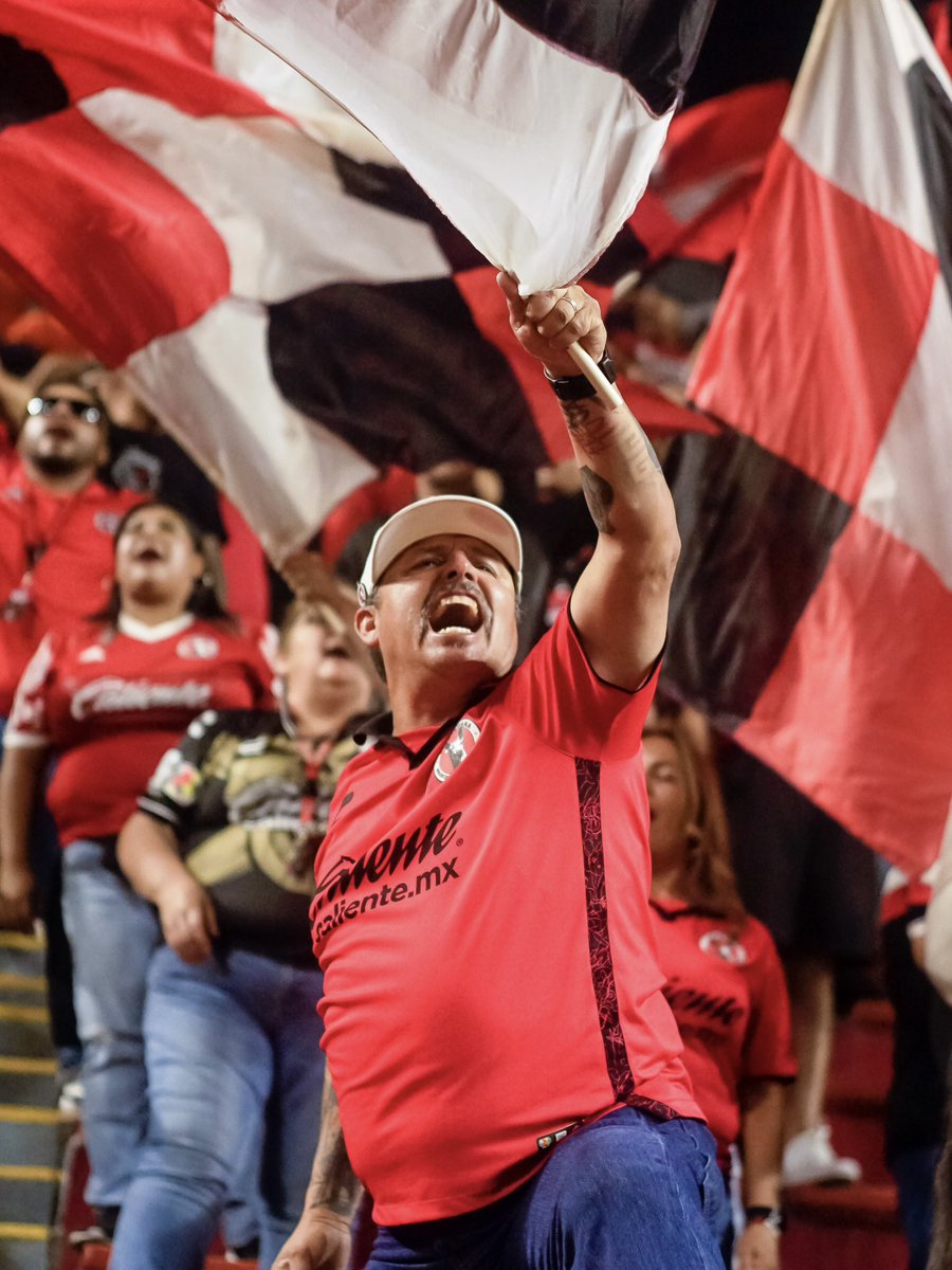 Instatickets tweet media