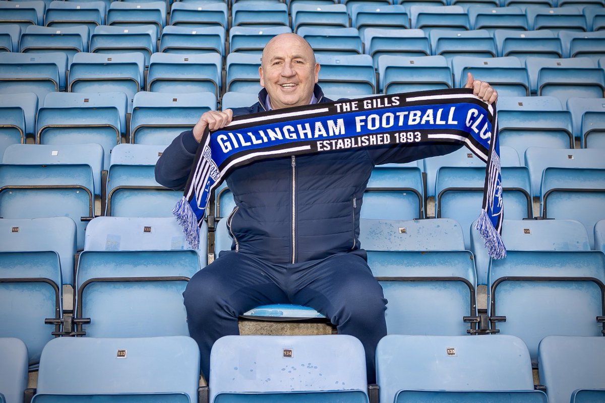 TheGillsFC's tweet photo. Into the Coleman era 👊

#Gills https://t.co/AkoZdpW4Sp