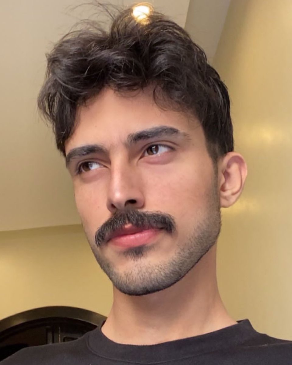 خلیفه سبزنشین 🌿 tweet media