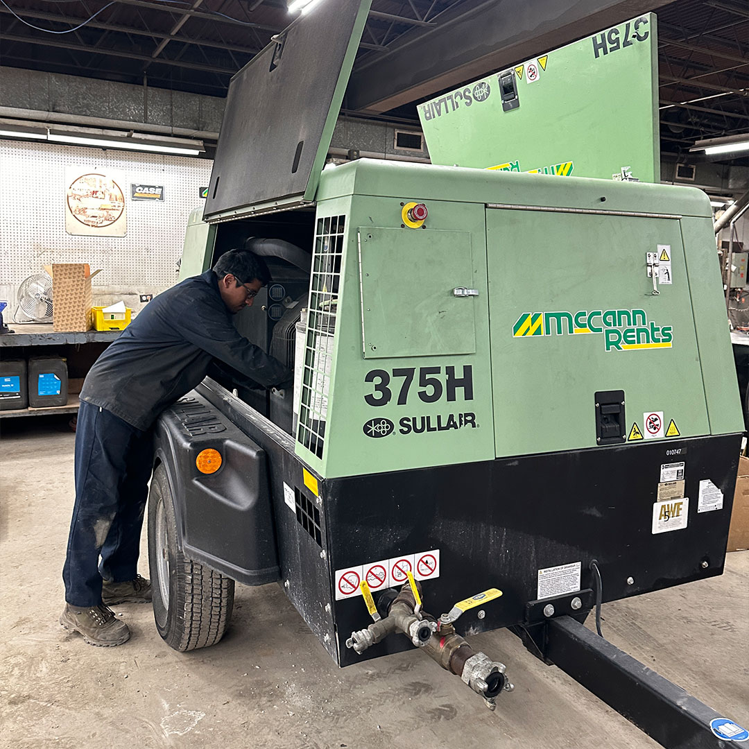 McCann_Online's tweet image. We offer top-notch service for all heavy and light equipment. Find your nearest branch: bit.ly/3Q3XauK #service #heavyequipmentrepairs #anymakeanymodel