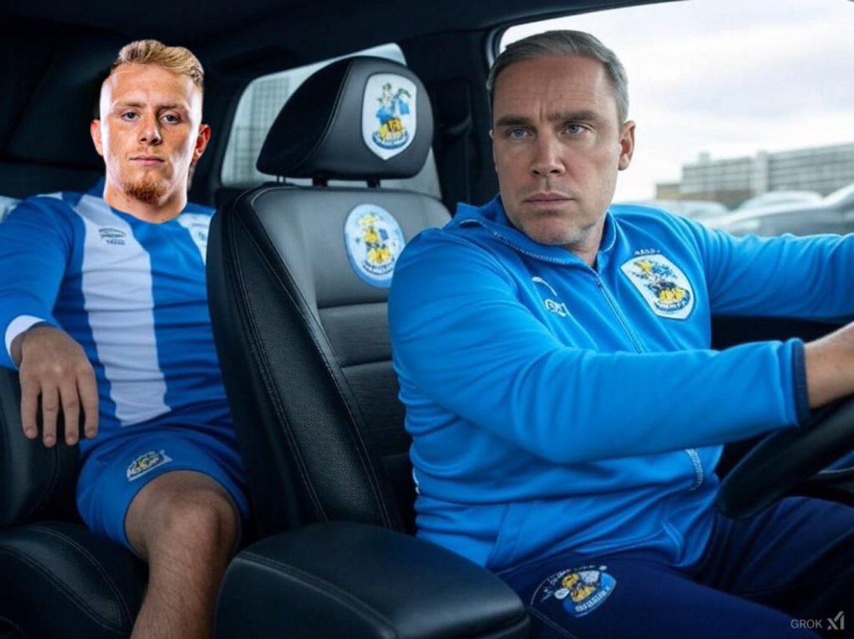 TheRealDentz's tweet image. Live scenes up the M1 #htafc