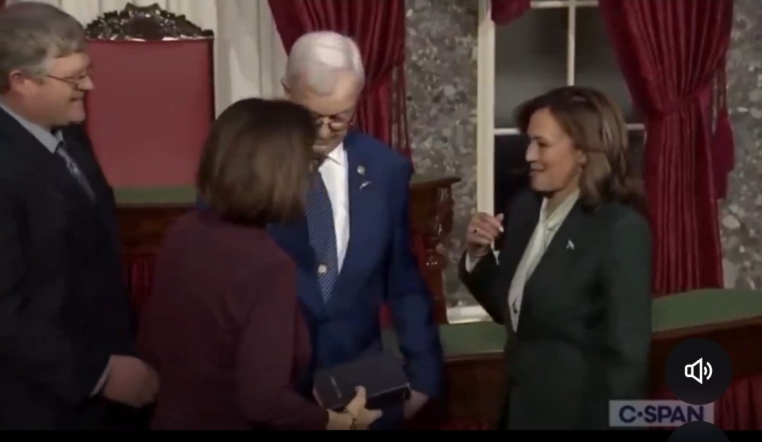 ReecieColbert's tweet photo. Nah we not doing this. His wife literally takes the Bible from his hand as VP extends her hand and he puts his hand in his pocket instead of extending it to VP. Y'all love to gaslight and play the misunderstood card. Stand on it! This is how y'all brethren act. https://t.co/u2dHclGCjs
