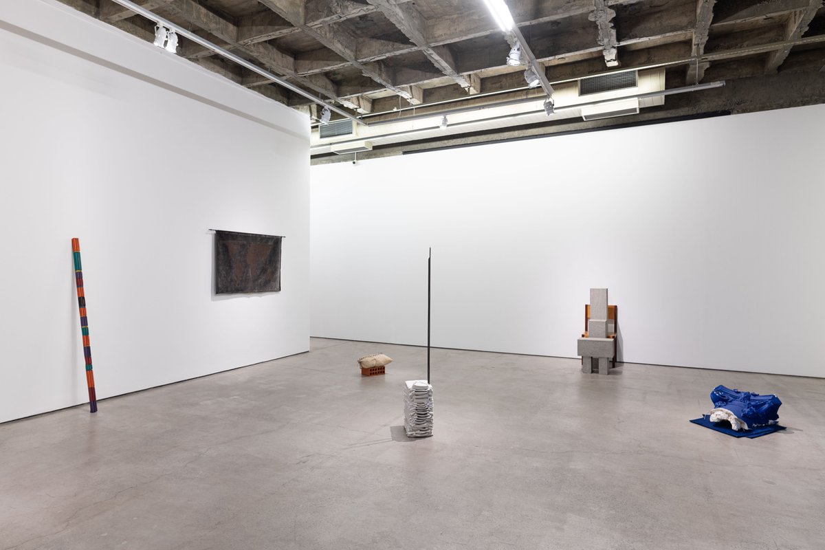 luisastrina's tweet photo. “Amostra: um recorte da coleção Luisa Strina” pode ser visitada até o dia 18 de janeiro.

A exposição, organizada por Luisa Strina, Kiki Mazzucchelli e Ricardo Sardenberg, celebra os 50 anos da galeria, apresentando alguns destaques da coleção particular de Luisa Strina. https://t.co/Eq5DYDuZWW