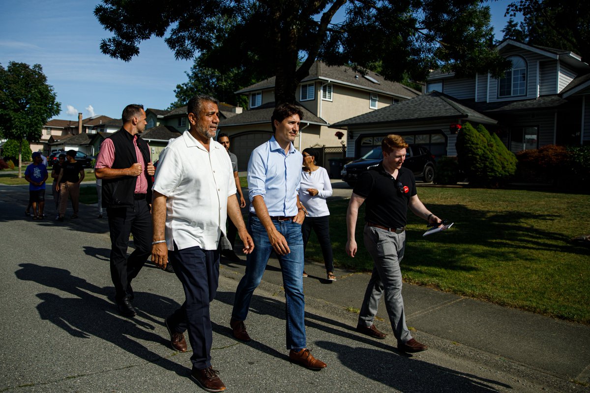 sukhdhaliwal's tweet photo. Thank you @JustinTrudeau for your dedicated leadership and unwavering commitment to building a stronger, better Canada. Your years of service and courage have left a lasting impact on our country. It has been an honour to serve alongside you. https://t.co/9MDuvO6Az0