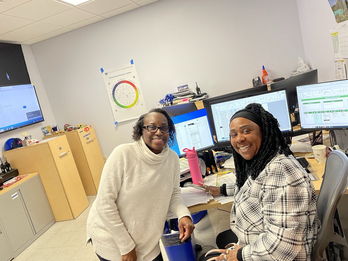 DASH Bus tweet media