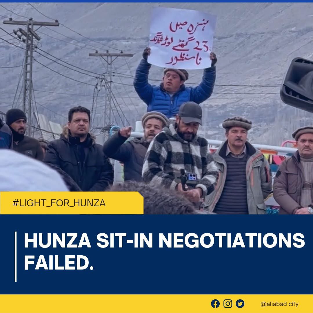 The_North_Blood's tweet photo. The ongoing sit-in at Aliabad in Hunza has been going on for four days. The protesters are demanding that the electricity shortage in Hunza be addressed. For four days, the government and the district administration have failed to satisfy the protesters.
#Hunza #PowerCrises https://t.co/xWkM2stms7
