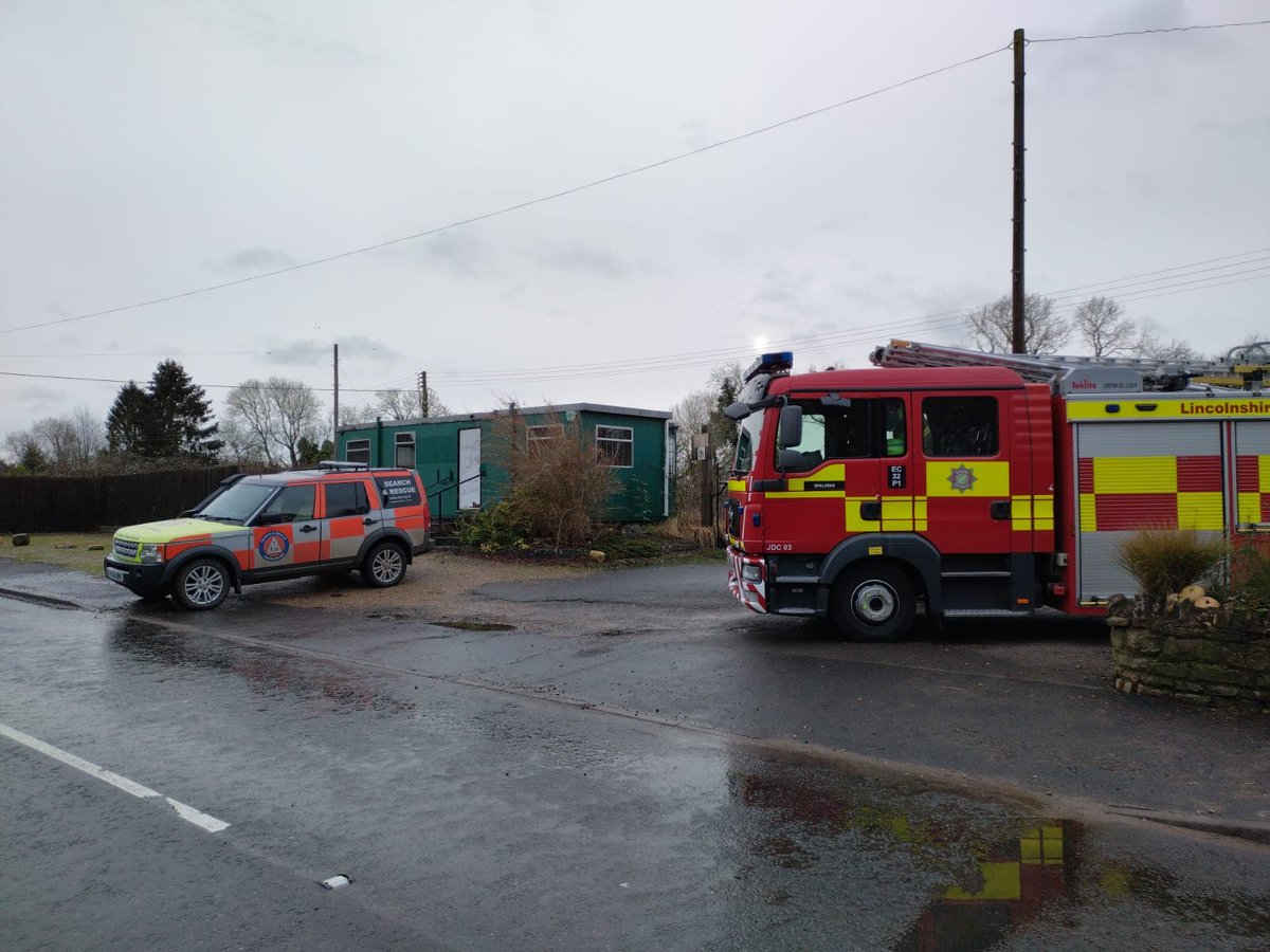 LincolnshireLRF's tweet photo. Update: 36 flood warnings, 29 flood alerts, and 22 road closures in place across the county – this is constantly changing. Please check the alerts and closures, and don’t under any circumstances drive through flood warter or ignore a road closure sign: https://t.co/sNv762yBIH https://t.co/TnDODYa0e2