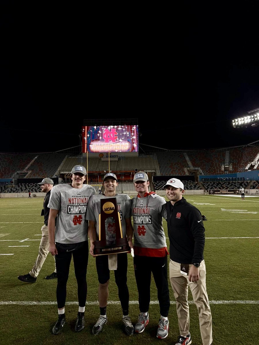 LaveryCalvin's tweet photo. Two Time!! 💍💍 https://t.co/vH2wetk233