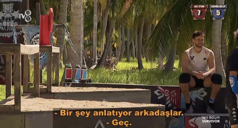 dravitte's tweet image. Mahalle kavgası dönerken başarısıyla tahtında oturan Batuhan…bu sekil rahat olacaksin ya ahsjshahhswha