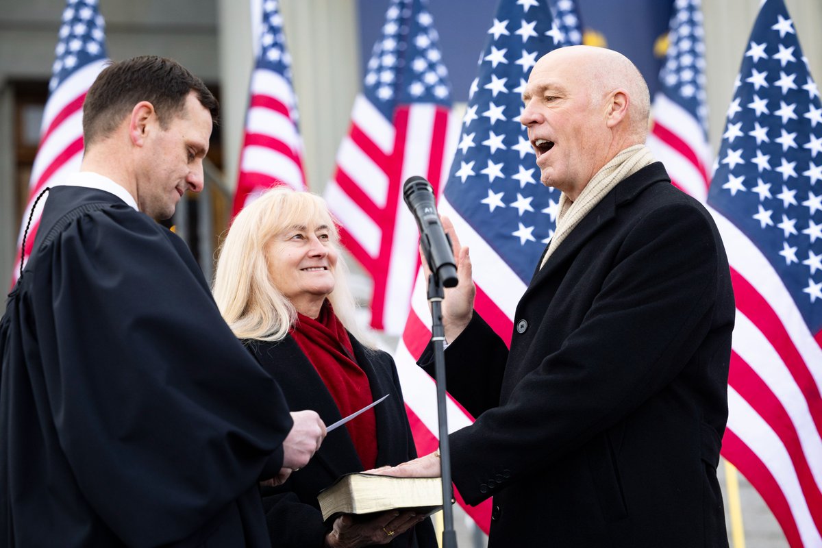 Scenes from the inauguration ceremonies of the State of Montana on the steps of the Montana State Capitol this morning. #mtpol #mtleg #mtnews