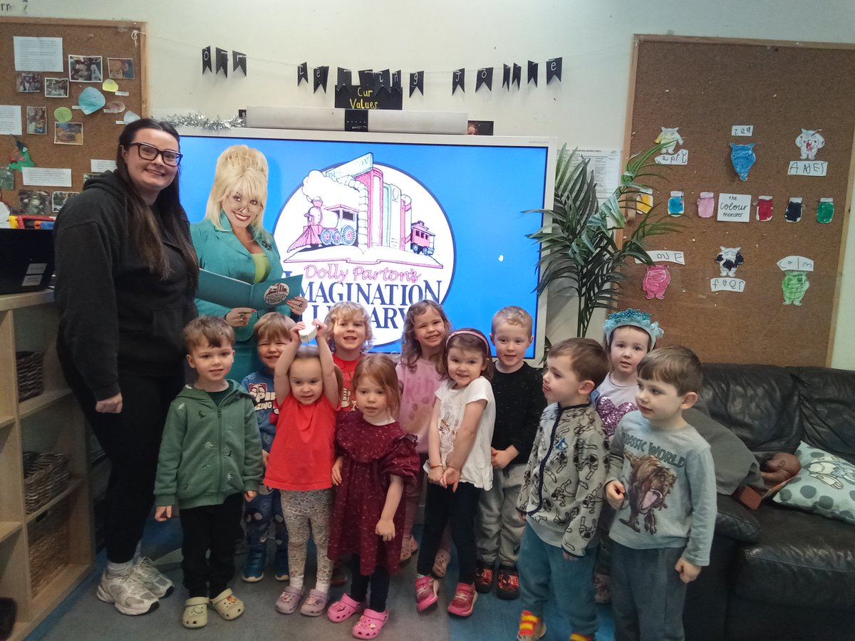 Dolly Parton's Imagination Library in Renfrewshire tweet media