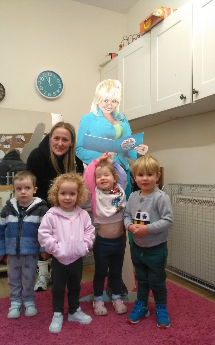 Dolly Parton's Imagination Library in Renfrewshire tweet media