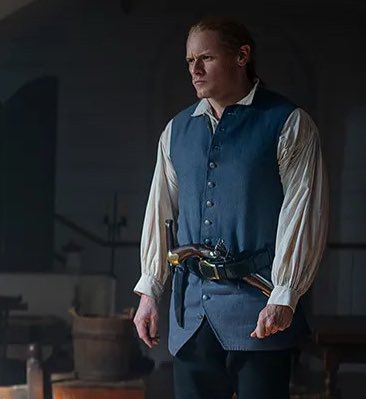 all their reactions is so funny cos Claire and John are like “not this again sir chile already” and Jamie’s all ready to throw hands again😅