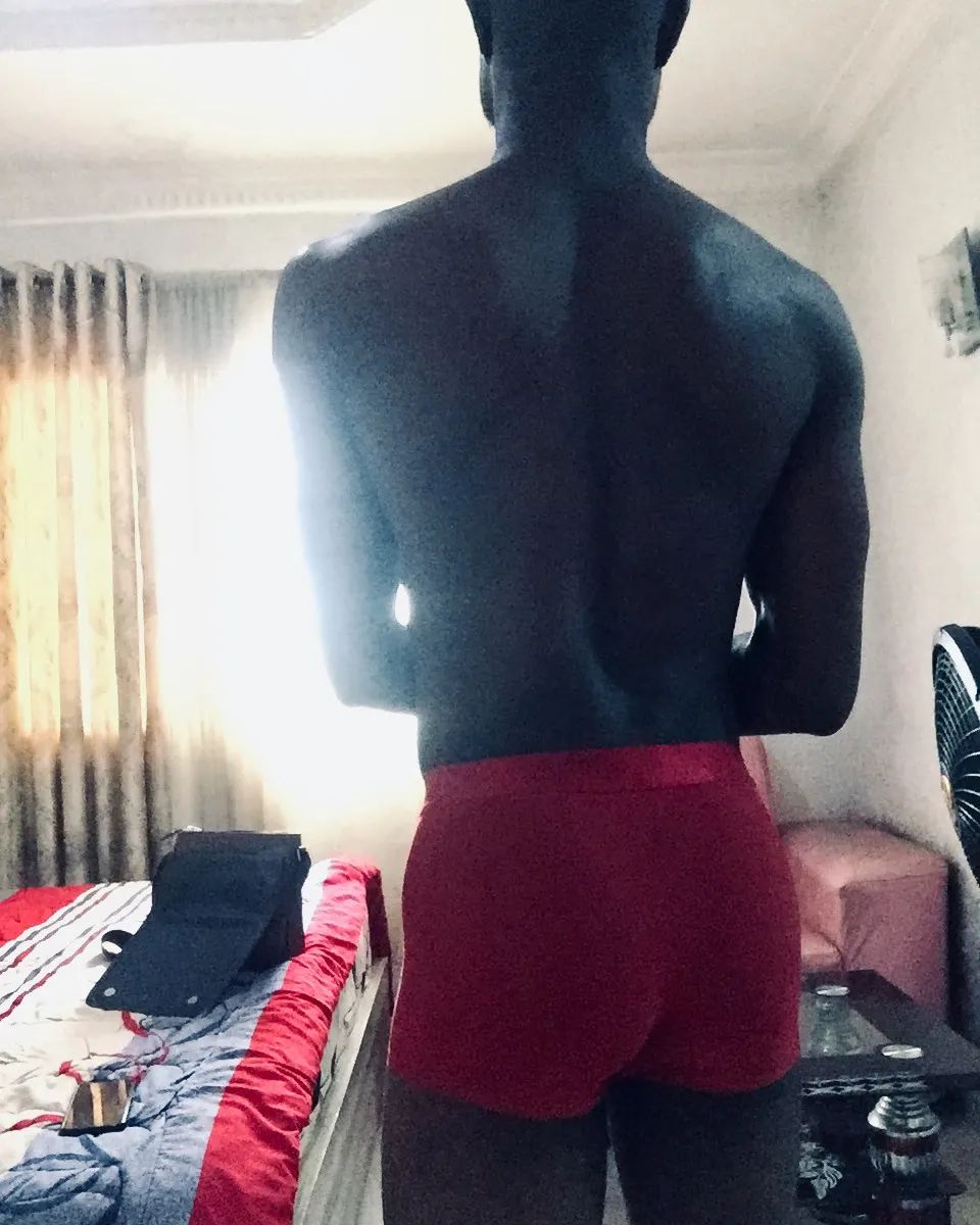 kingofretweet tweet media