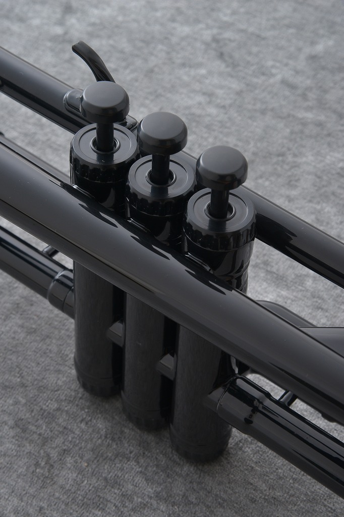 Kurosawa_shop's tweet image. 【クロサワウインドオススメアイテム!!】

軽くて丈夫なABS樹脂でできた
話題の管楽器『クールウインド』!!

ポップな見た目とリーズナブルな価格だけど造りとサウンドは本格派!!#coolwind

【在庫＆詳細】
shop.kurosawagakki.com/items/search?q…