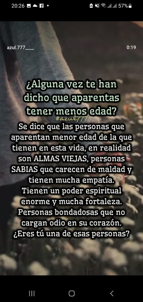 La gente me hace sentir raro con las cosas que me manda,creo que es por parecer mas chico de lo que soy