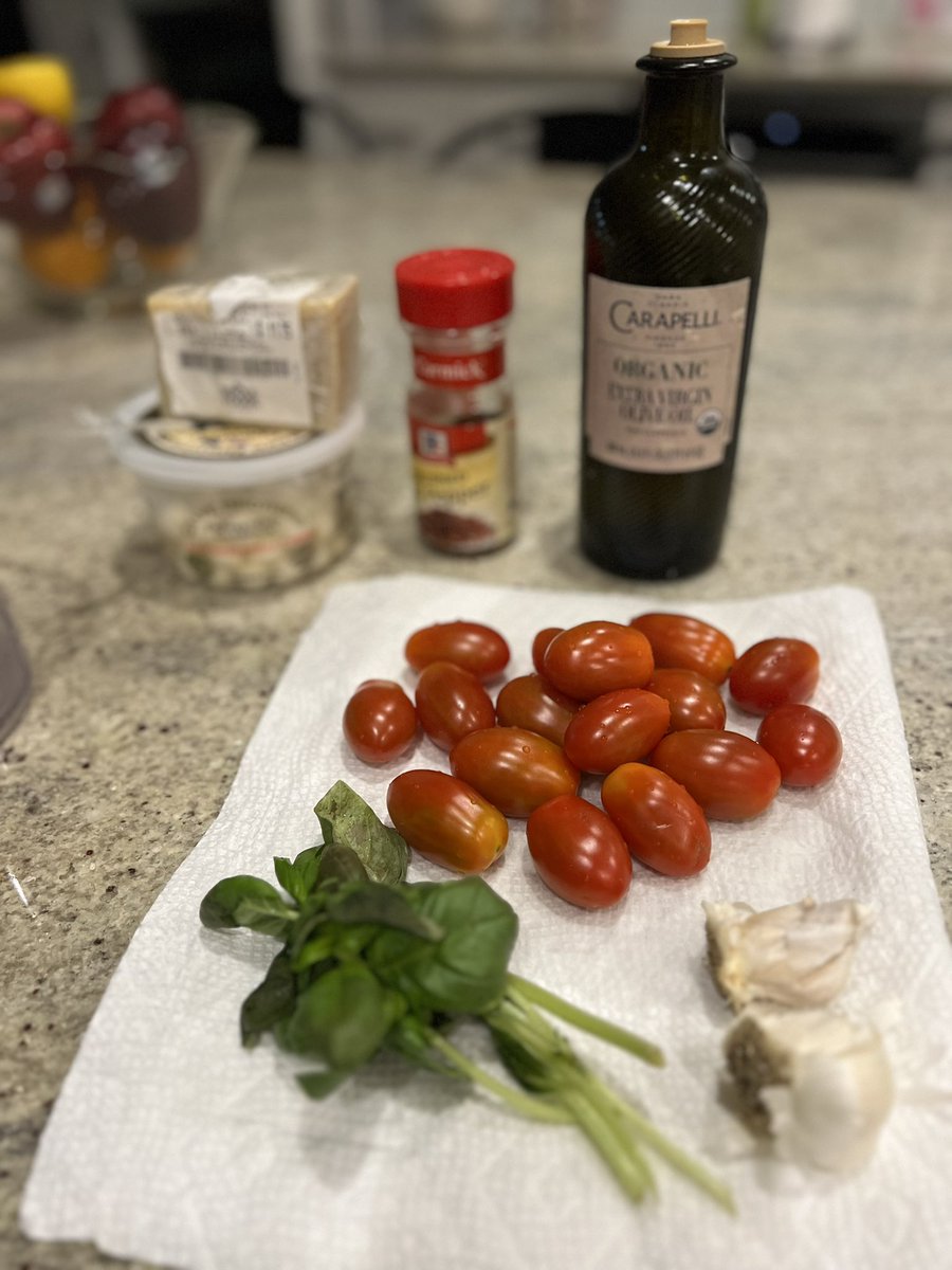 Just_Elle's tweet image. how it started       how it ended #PostiveVibes