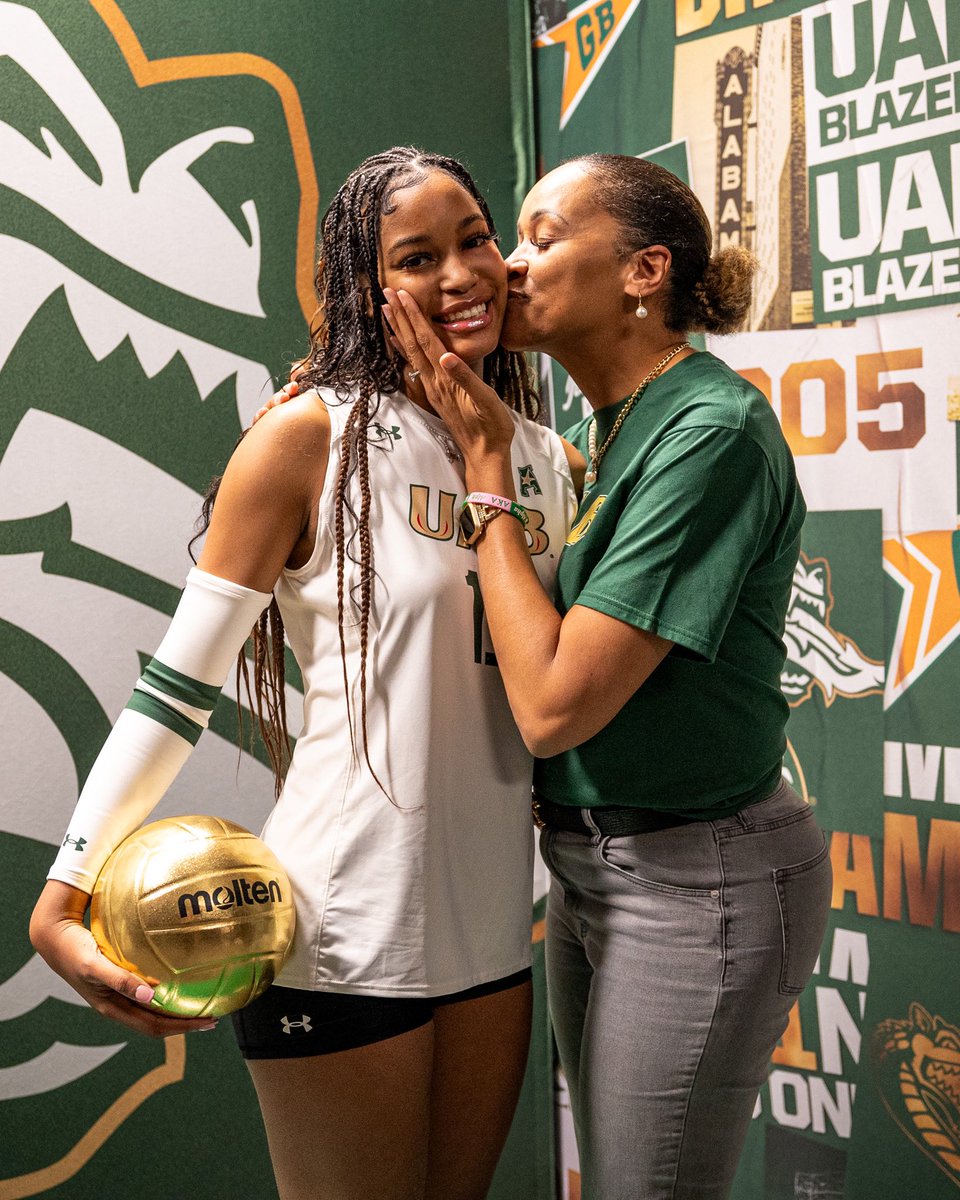 drcasscarr's tweet photo. Newest favorite photos! #BlazerMom @LMCarr13 @LanceCarr35 https://t.co/OpU2AHBirl